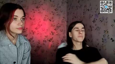 Lisa and Vlad online show from 11-26-25, 10:44