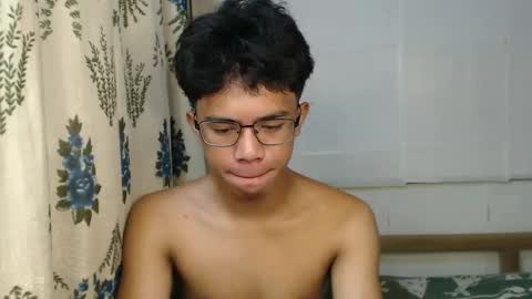Snapshot of urbbyjosh chatting on 12-19-24, 05:40 joshua online show from 12-19-24, 05:40