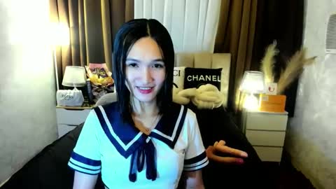 urblossom_princess online show from 11-19-25, 05:35