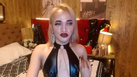 KENDALL online show from 01-04-25, 04:22