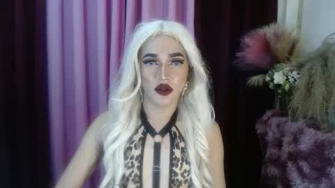 KENDALL online show from 09-15-25, 08:42