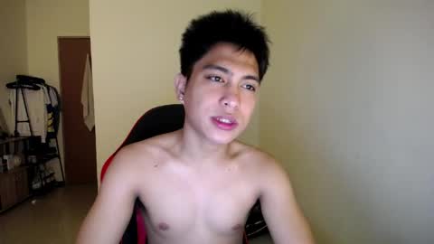 Snapshot of urcuteguy_jhonx chatting on 05-19-26, 06:31 Dannie online show from 05-19-26, 06:31