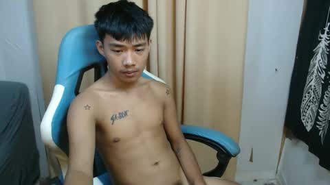 Snapshot of urcutejason chatting on 11-21-25, 10:58 jason online show from 11-21-25, 10:58