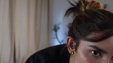 Snapshot of urcutelinda chatting on 12-04-24, 10:19 Linda Restrepo online show from 12-04-24, 10:19