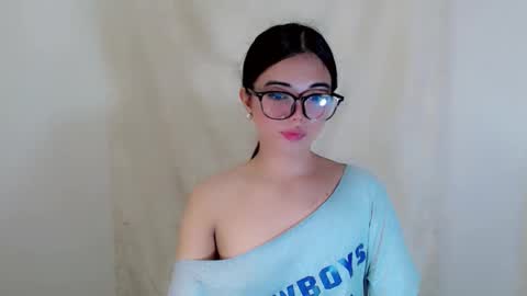 urcutie_ayah online show from 10-30-25, 09:11