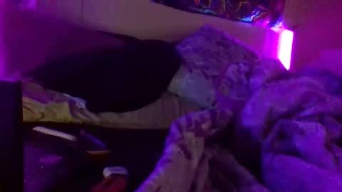 Snapshot of urdaddy875867 chatting on 02-08-26, 04:49 urdaddy875867 online show from 02-08-26, 04:49