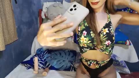 Snapshot of urdream_angela chatting on 04-22-26, 12:07 Hot Angel online show from 04-22-26, 12:07