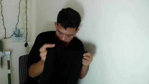 urdreamboy_clarin online show from 11-28-25, 09:50