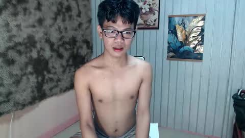 urdreamboy_doms online show from 05-13-26, 03:15