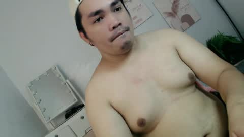ure_fattytoy143 online show from 07-04-26, 05:13