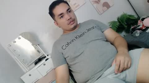 ure_fattytoy143 online show from 07-09-26, 05:22