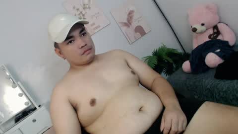 ure_fattytoy143 online show from 07-13-26, 04:26