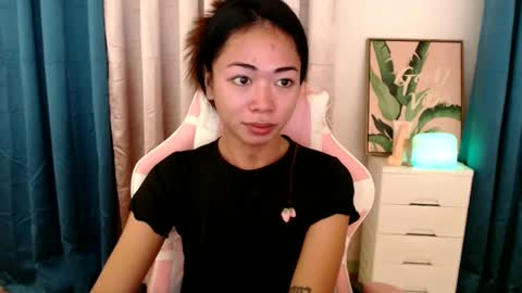 Snapshot of urfantacyjamaica chatting on 02-12-25, 06:19 ayumi reacher online show from 02-12-25, 06:19