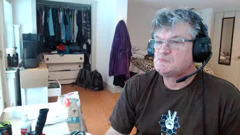 Gregor online show from 12-11-24, 02:44