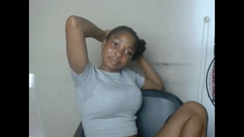 urflirtydoll online show from 02-27-25, 08:09