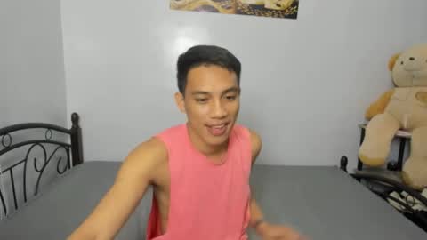 Snapshot of urfucker_vinz chatting on 01-14-26, 05:13 urfucker_vinz online show from 01-14-26, 05:13