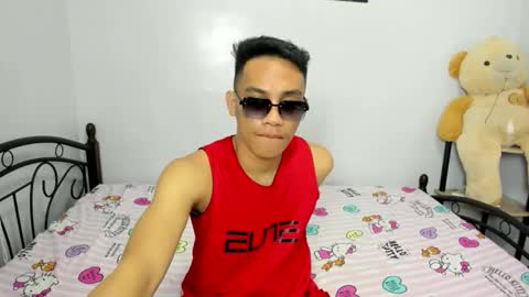 Snapshot of urfucker_vinz chatting on 02-23-26, 04:54 urfucker_vinz online show from 02-23-26, 04:54