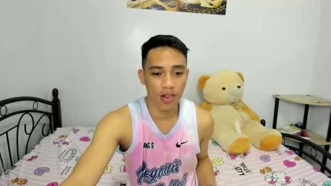 Snapshot of urfucker_vinz chatting on 02-25-26, 05:17 urfucker_vinz online show from 02-25-26, 05:17