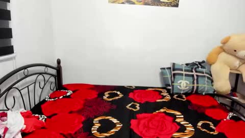 Snapshot of urfucker_vinz chatting on 03-08-26, 01:15 urfucker_vinz online show from 03-08-26, 01:15