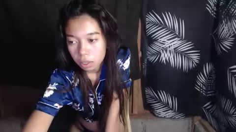Snapshot of urgirlyflor chatting on 04-09-26, 11:37 BB online show from 04-09-26, 11:37