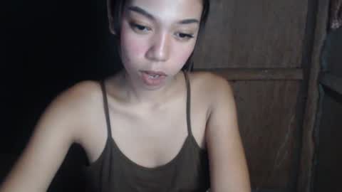 Snapshot of urgirlyflor chatting on 06-21-26, 11:46 BB online show from 06-21-26, 11:46