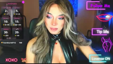 Snapshot of urgoddess_bella chatting on 11-20-25, 02:12 My bella 3 online show from 11-20-25, 02:12