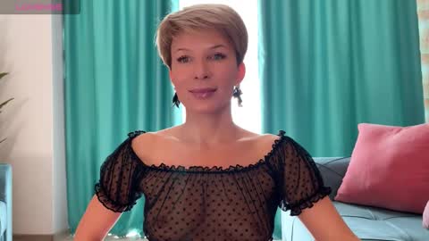 Jenny online show from 10-04-25, 10:24