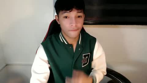 Ethan online show from 07-01-26, 04:51