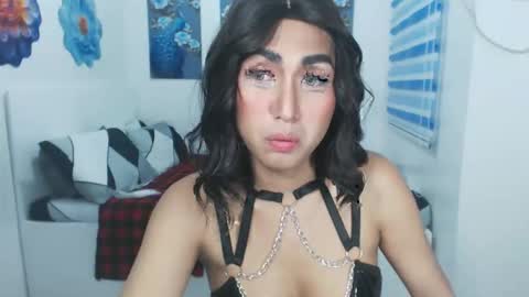 Snapshot of urhotsapphire chatting on 04-13-26, 02:33 urhotsapphire online show from 04-13-26, 02:33