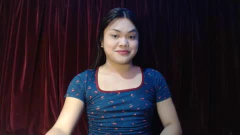 urhottie_bella online show from 11-19-25, 08:58