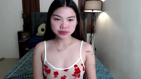 Snapshot of urhottie_melodie chatting on 01-12-26, 01:44 urhottie_melodie online show from 01-12-26, 01:44