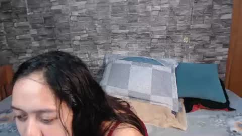 urhotvivian11 online show from 07-02-26, 01:49