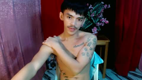 urhunky_boy online show from 06-23-26, 08:18
