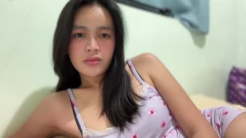 Snapshot of urkatiecookie chatting on 07-01-26, 02:02 Amira online show from 07-01-26, 02:02