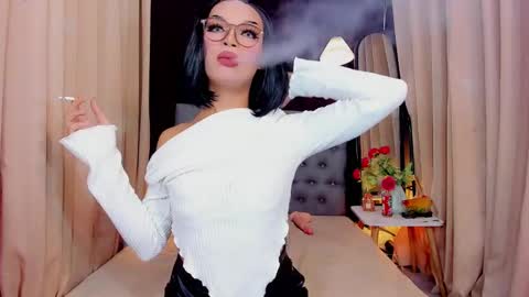 Snapshot of urladyprincessmassivecock chatting on 01-05-25, 07:49 jhaii online show from 01-05-25, 07:49