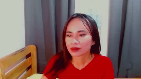 urlovely_che online show from 11-18-25, 08:46