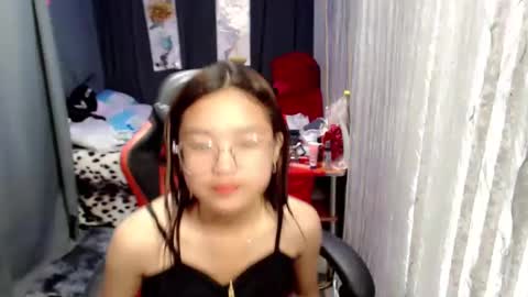 urlovelychinita online show from 01-12-25, 10:56