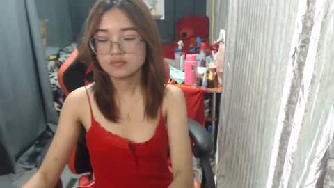 urlovelychinita online show from 01-30-25, 11:44
