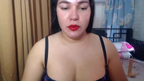 Snapshot of urlovercockxxx chatting on 07-14-26, 05:01 janah online show from 07-14-26, 05:01