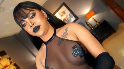 UrMajestyTyra online show from 01-18-26, 01:09