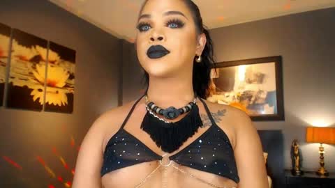UrMajestyTyra online show from 04-28-26, 02:27
