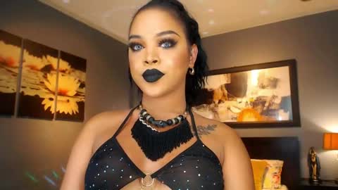 UrMajestyTyra online show from 05-01-26, 01:54