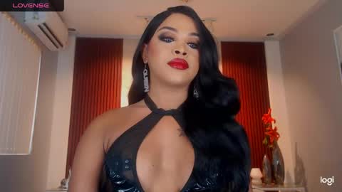 Snapshot of urmajestytyra chatting on 06-04-26, 01:22 UrMajestyTyra online show from 06-04-26, 01:22