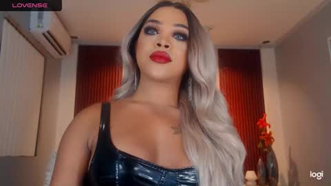 Snapshot of urmajestytyra chatting on 06-08-26, 04:07 UrMajestyTyra online show from 06-08-26, 04:07