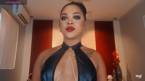 Snapshot of urmajestytyra chatting on 06-11-26, 09:07 UrMajestyTyra online show from 06-11-26, 09:07