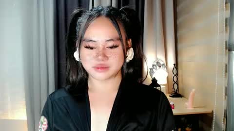 Snapshot of urnaughty_ceciliaxxx chatting on 09-26-25, 01:15 cecilia online show from 09-26-25, 01:15