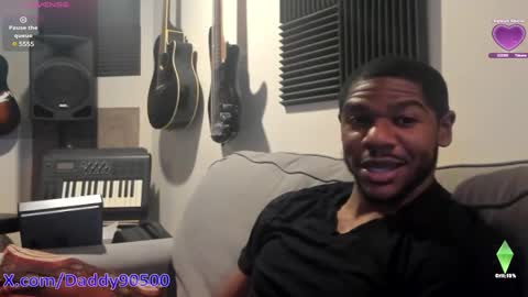 Snapshot of urnewdaddy90 chatting on 12-05-24, 07:27 Big Daddy online show from 12-05-24, 07:27