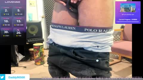 Snapshot of urnewdaddy90 chatting on 12-07-24, 08:00 Big Daddy online show from 12-07-24, 08:00