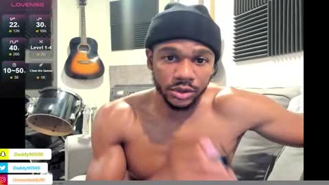 Snapshot of urnewdaddy90 chatting on 01-05-25, 11:15 Big Daddy online show from 01-05-25, 11:15