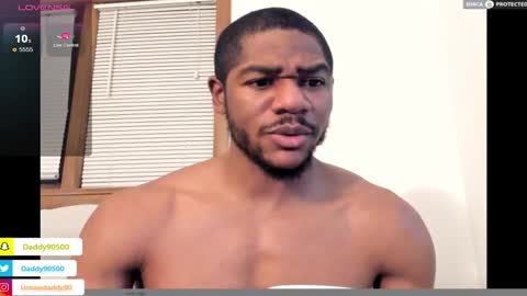 Snapshot of urnewdaddy90 chatting on 01-19-25, 04:01 Big Daddy online show from 01-19-25, 04:01